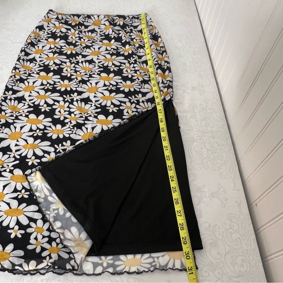 Pretty Garbage Mesh Ditsy Floral Daisy Midi Skirt Side Slit Size Medium - Picture 10 of 12